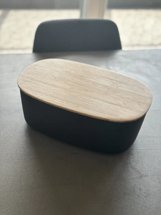 リグティグ バイ ステルトン パンケース RIGTIG BY STELTON ブレッド ボックス ブラック 黒 ホワイト 白 BREAD BOX Z0038 キッチン 保存容器 ブレッドバスケット 収納 人気 シンプル おしゃれ お洒落 ギフト 誕生日 結婚祝い【ラッピング対象外】 2枚目
