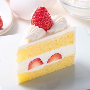 シャトレーゼ スペシャルいちごショート 1枚目