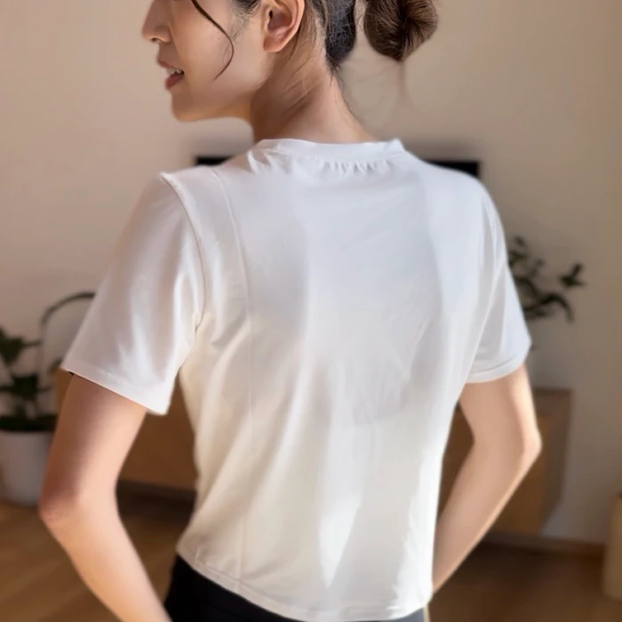 XEXYMIX ゼクシィミックス xexymix 半袖 ラウンドネック ベーシック 吸汗速乾 スタイルアップ Tシャツ ヨガウェア トップス ピラティスウェア スポーツウェア レディース トレーニングウェア ランニングウェア ジムウェア ゼクシーミックス xfl2ts1005 2枚目