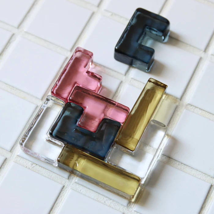 Sghr Sghr スガハラ 箸置き ガラス カトラリーレスト 凸凹 2個セット 凸型 凹型 PLY-52 PLY-53 はしおき クリア 透明感 スプーン ナイフ フォーク レスト おしゃれ かわいい ブランド ギフト プレゼント 贈り物 結婚祝い テーブルコーディネイト 和食 筆置き 菅原 1枚目