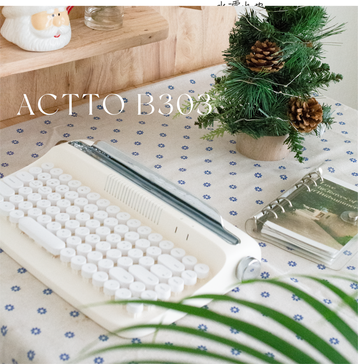 YUNZII タイプライター風キーボード ACTTO B303 1枚目