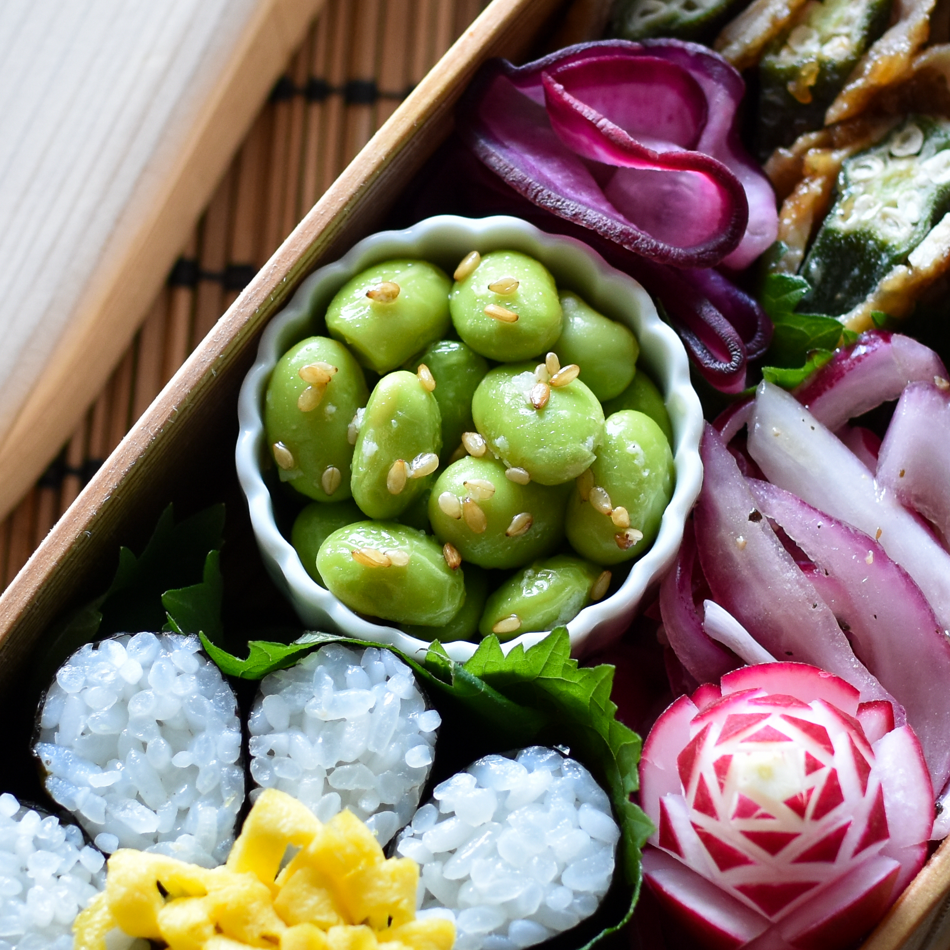 テーブルウェアイースト テーブルウェアイースト 珍味小鉢（菊の花）（アウトレット） 小鉢 和食器 ボウル ミニボウル 小付 2枚目