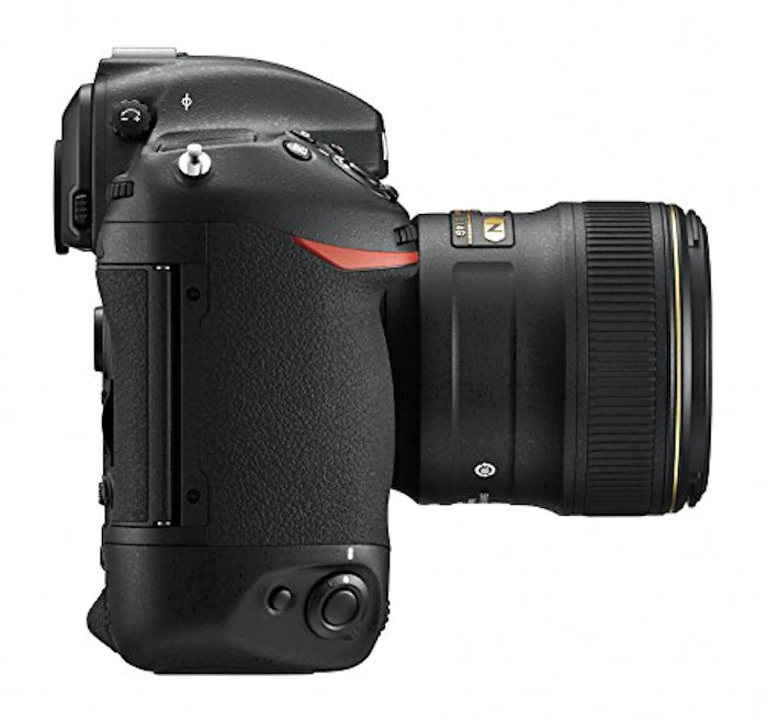 Nikon D6 ボディ 8枚目