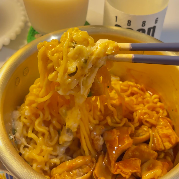 青雲商店 青雲商店 韓国ラーメン鍋 アルミ製 14cm 即席ラーメン用 直火対応 軽量 コンパクト 1人用 ふた付 2枚目