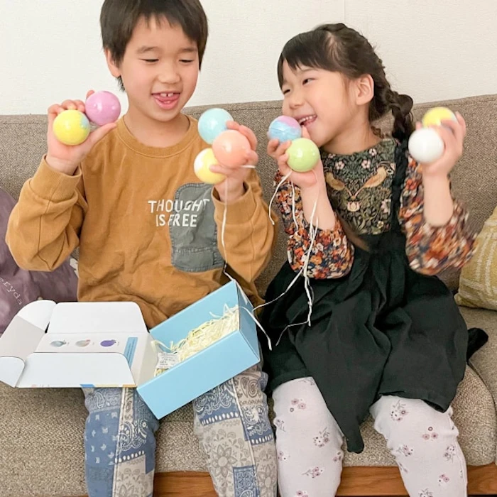 Epeios バスボム 9個 セット ギフトBOX付 入浴剤 バスボール 天然素材 可愛い エッセンシャルオイル お風呂 誕生日 お祝い プレゼント ギフト 女性 男性 贈り物 引っ越し祝い 誕生日 バレンタイン クリスマス 母の日 プレゼント ギフト 2枚目