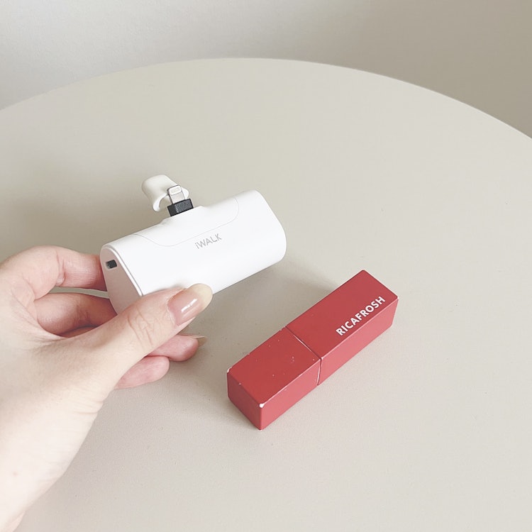 iwalk モバイルバッテリー iPhone 小型 Lightning 超小型 Lightning コードレス 軽量 急速充電 iPhone14ProMax/14Pro/14/13Pro Max/13 Pro/13~ iPhone5まで Airpods 充電対応 PSE認証済 4500mAh コネクター内蔵 プレゼント 母の日【iWALK正規品】 1枚目