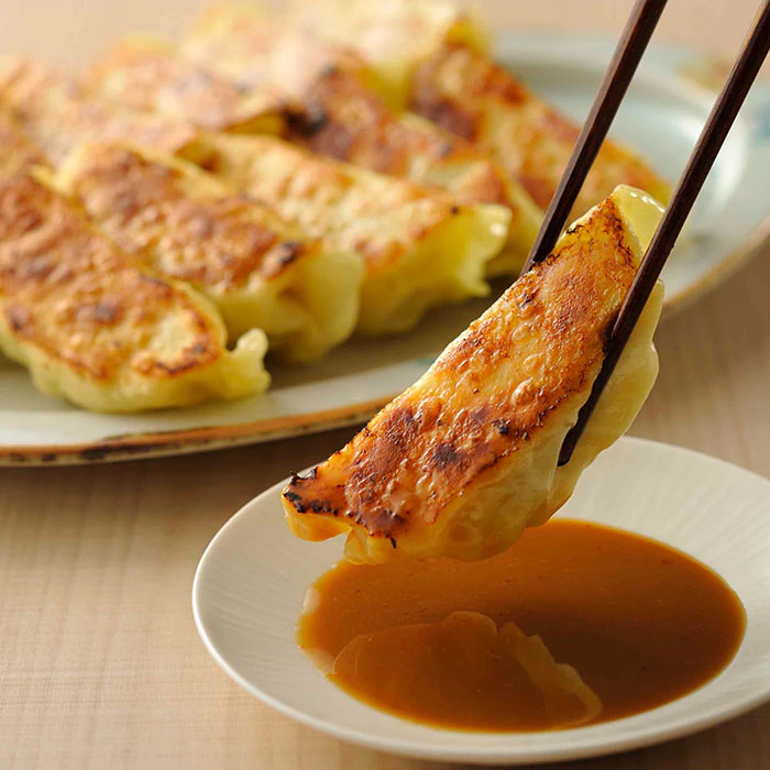青源味噌 柚子みそ焼き餃子 1枚目