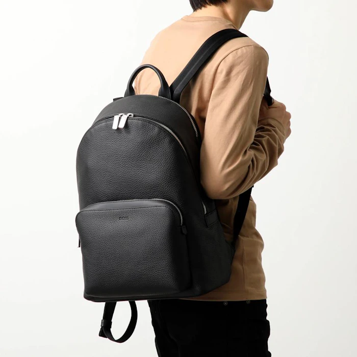 HUGO BOSS イタリアンレザー バックパック 3枚目