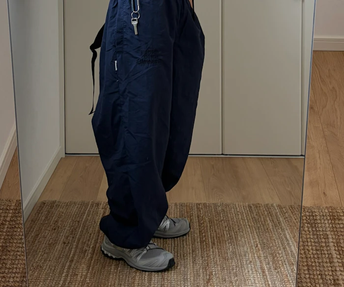 ANME ロゴナイロンワイドパンツ 2枚目