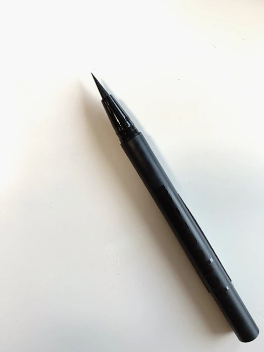 moonshot ラインパフォーマー リキッドアイライナー 2枚目