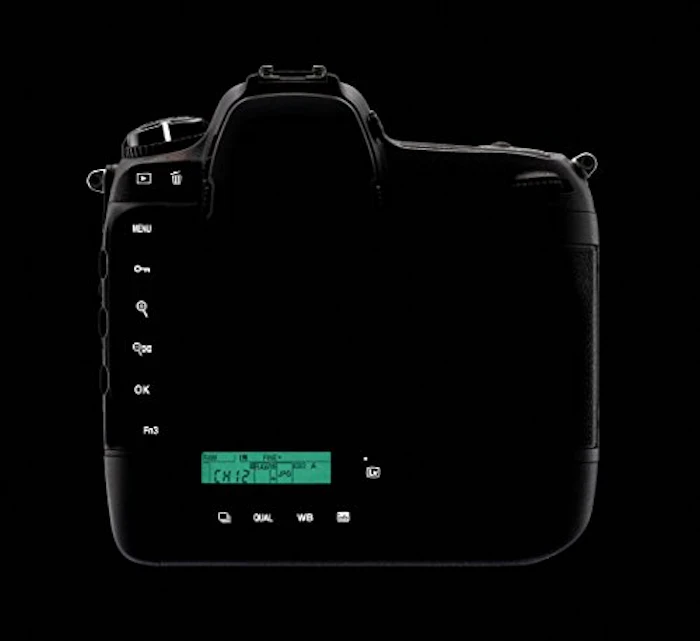 Nikon D6 ボディ 5枚目