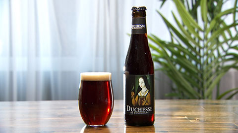 ヴェルハーゲ醸造所 ドゥシェス・ド・ブルゴーニュ 1枚目