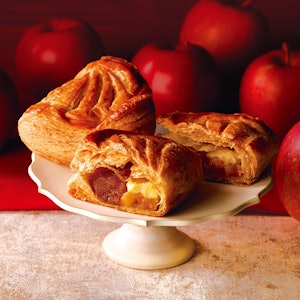 シャトレーゼ YATSUDOKIプレミアムアップルパイ 1枚目