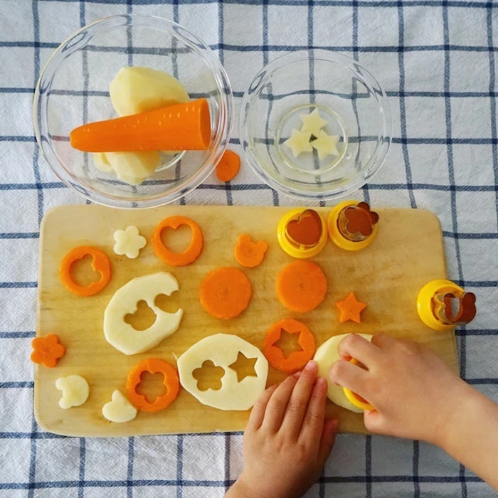 下村企販 レッツクッキング トントンぬきがた 4個 1枚目