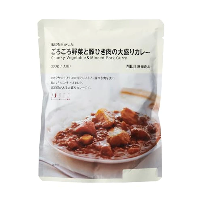 無印良品 素材を生かした ごろごろ野菜と豚ひき肉の大盛りカレー 1枚目