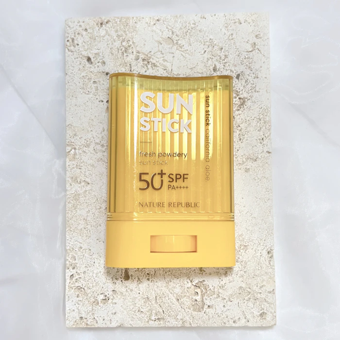 NATURE REPUBLIC カリフォルニアアロエ サラサラサンスティック 1枚目
