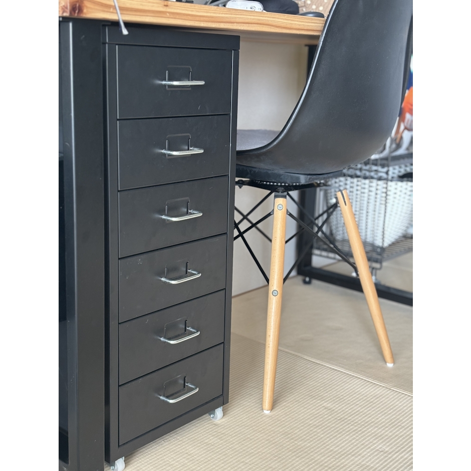 IKEA IKEA イケア 引き出しユニット キャスター付き ブラック 黒 28x69cm d00341971 HELMER ヘルメル インテリア雑貨 収納家具 チェスト 引き出し収納 おしゃれ シンプル 北欧 かわいい オフィス 2枚目