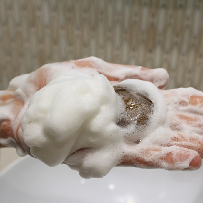 どくだみ石鹸はよく泡立つけど洗い上がりはさっぱり気味