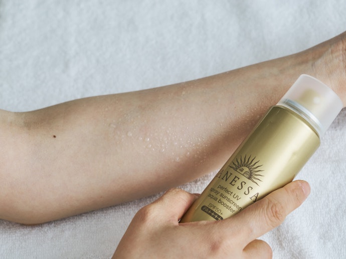 アネッサ パーフェクトuv スプレー アクアブースターの悪い口コミや評判を実際に使って検証レビュー Mybest