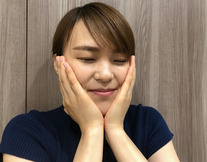 アテニア ドレスリフトローションの悪い口コミや評判を実際に使って検証レビュー Mybest