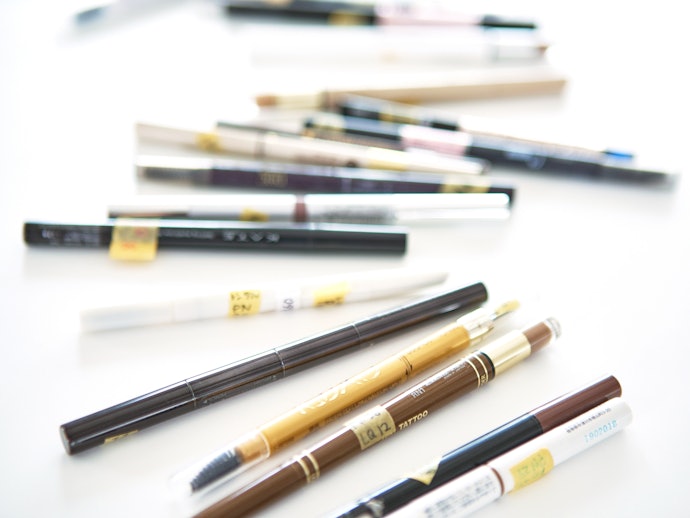 ダイソー アイブロウ リキッドの悪い口コミや評判を実際に使って検証レビュー Mybest