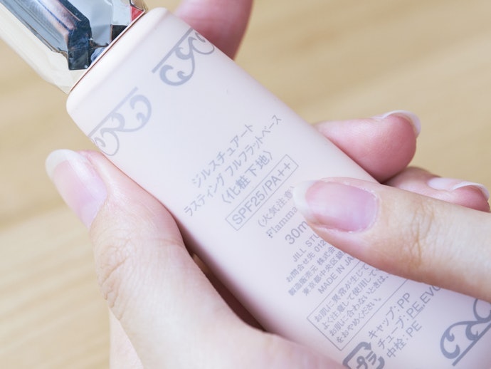 ジルスチュアート ラスティング フルフラットベースの悪い口コミや評判を実際に使って検証レビュー Mybest