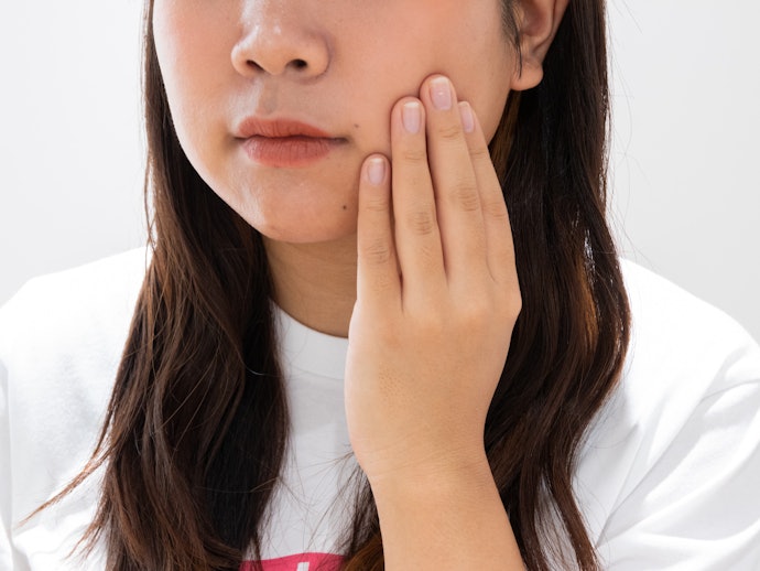 エトヴォス ミネラルクリアリップ チークの悪い口コミや評判を実際に使って検証レビュー Mybest