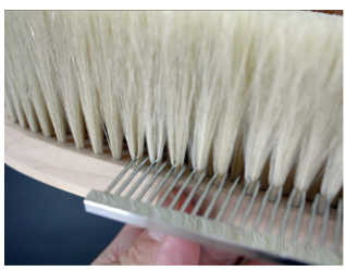 ブラシの平野 平野ブラシ 洋服ブラシ 手植え 羽子板型 新品未使用 ブラシの平野 洋服ブラシ 手植え羽子板型をレビュー！クチコミ