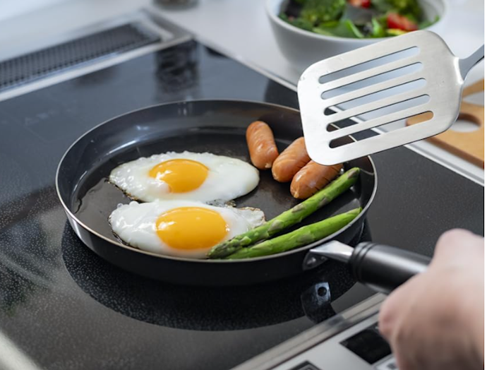 ビーワーススタイル 目玉焼きがおいしく焼ける鉄のフライパンはどこで買える?