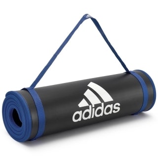 アディダス トレーニングマットはどこで買える?