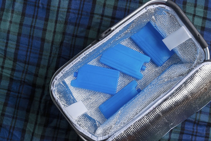 より効率的に冷やせる保冷剤の入れ方は?