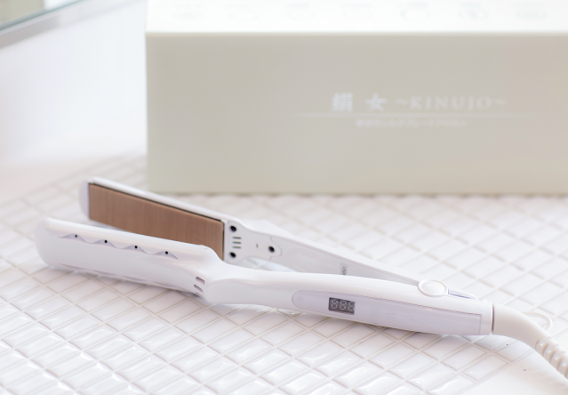 KINUJOのヘアアイロンの違いは?