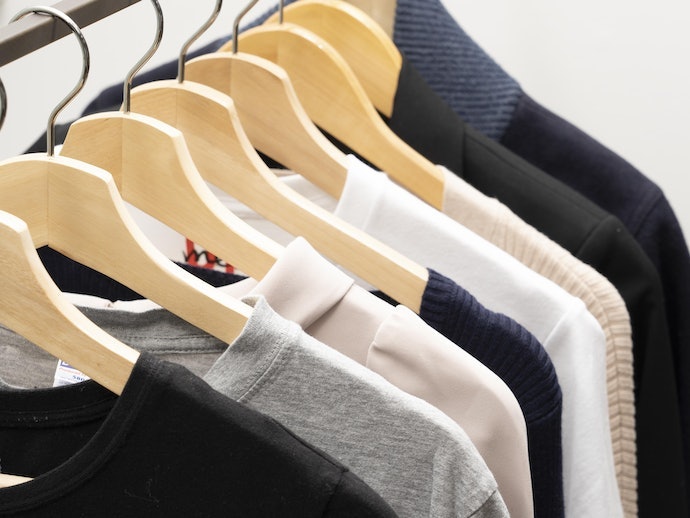 ホコリから洋服を守る2つの方法