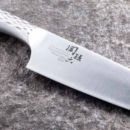 包丁を研ぐ際のポイントは?