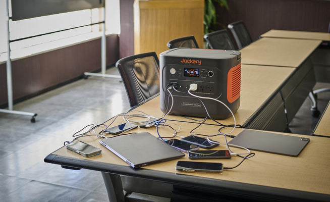 Jackery ポータブル電源 240の口コミ・評判は?実際に使ってよい Jackery ポータブル電源 240の口コミ・評判は?実際に使ってよい