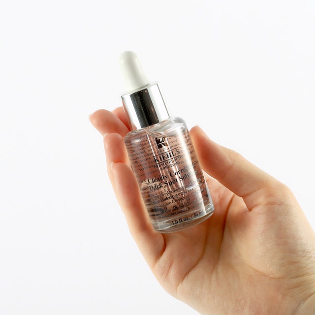 キールズ ブライトニング エッセンスをレビュー！クチコミ・評判をもと