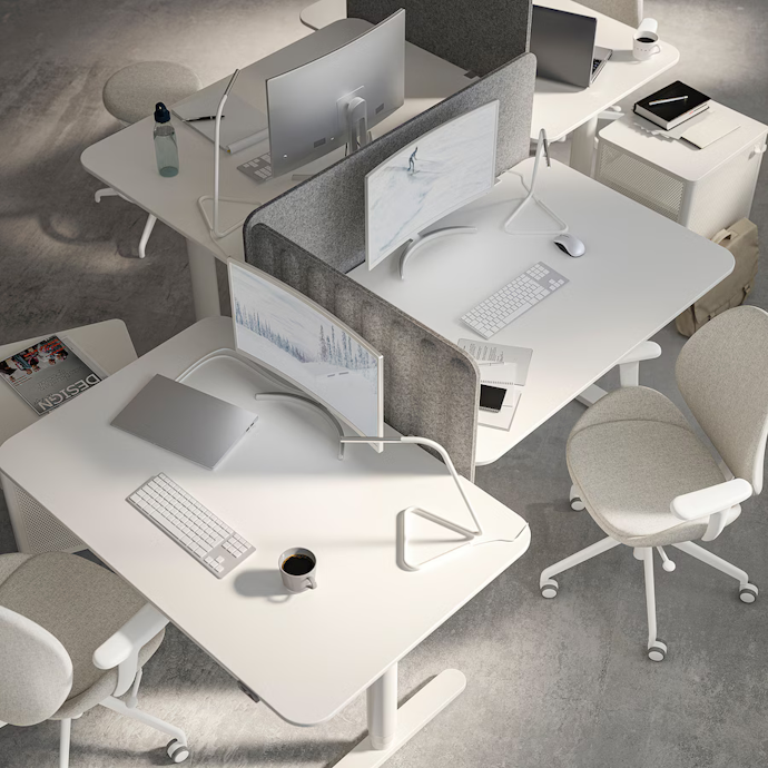【完成品】IKEA BEKANT デスク 昇降式 160x80 IKEA BEKANT デスク 昇降式をレビュー!クチコミ・評判をもとに