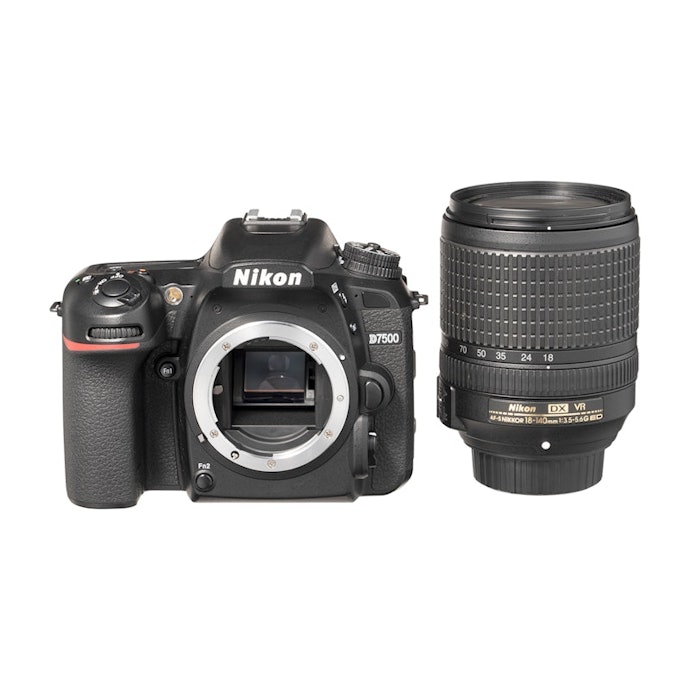 ニコン D7500はどこで買える?