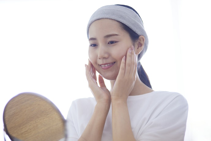 ロート製薬 メラノCC 薬用しみ 集中対策 プレミアム美容液の効果的な使い方は?