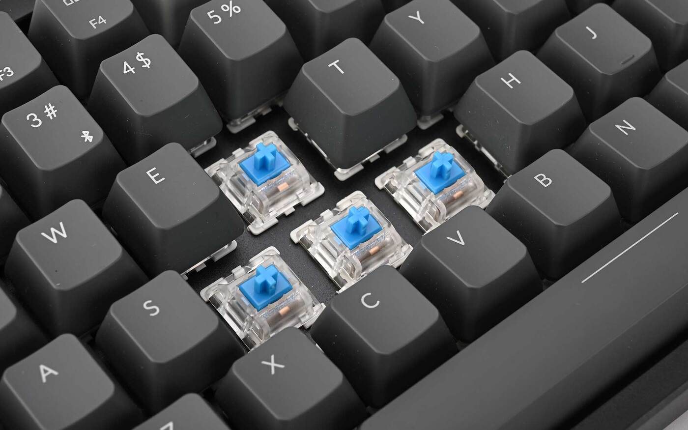 Keychron K2 ワイヤレス・メカニカルキーボードをレビュー！クチコミ