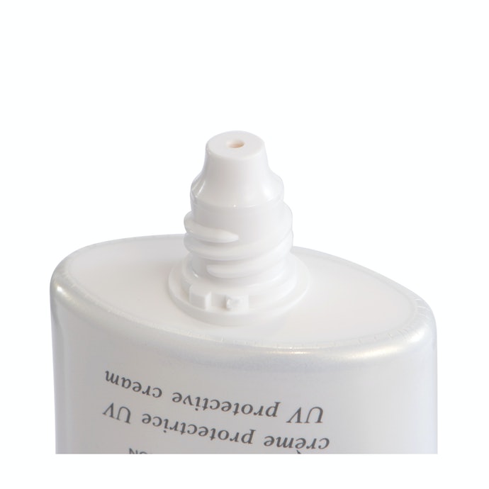 クレドポーボーテ　クレームUV クレ・ド・ポー ボーテ クレームUV n 2025 LIMITED COLLECTION