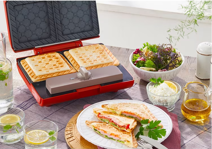 花柄の焼き目がかわいい。使い勝手のよい高価格ホットサンドメーカー