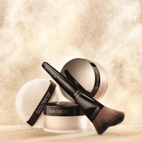【新品未使用】ローラメルシエ グロウパウダーブラッシュ　メイクブラシ グロウパウダー ブラシ - Laura Mercier