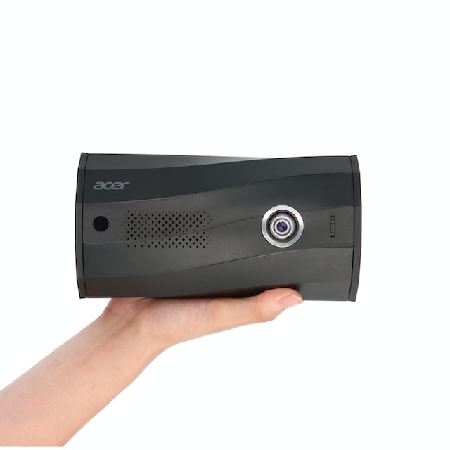 Acer モバイルプロジェクター C250iをレビュー!クチコミ・評判 Acer モバイルプロジェクター C250iをレビュー!クチコミ・評判