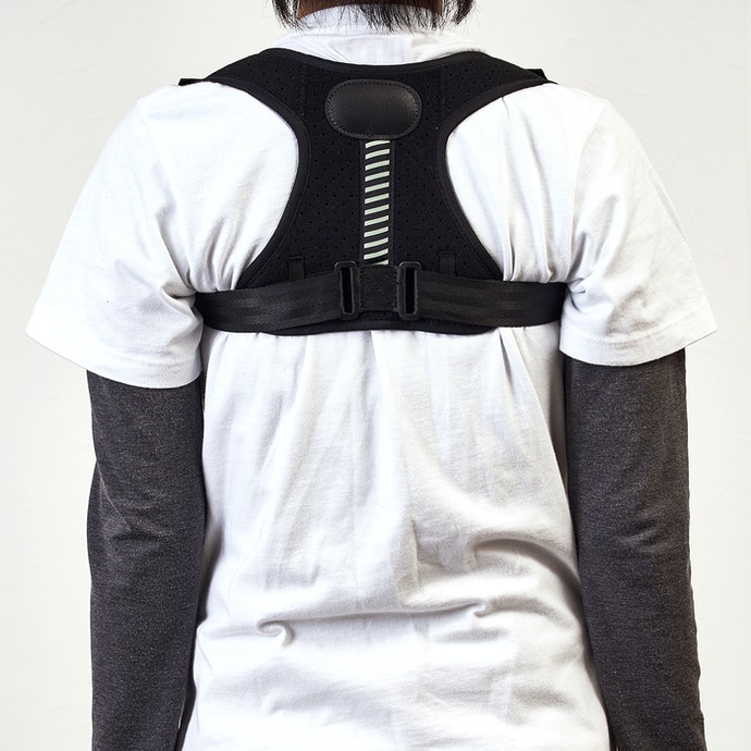 Qcoqce 姿勢矯正ベルトを全商品と比較 口コミや評判を実際に使ってレビューしました Mybest