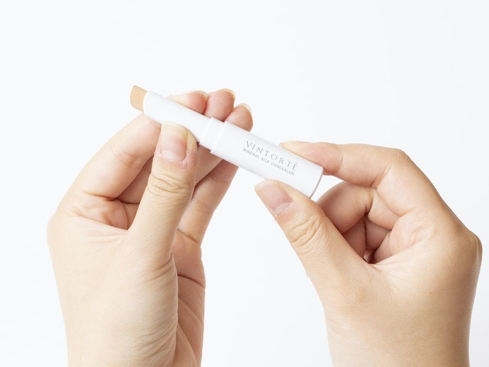 ヴァントルテ ミネラルシルクコンシーラーを他商品と比較 口コミや評判を実際に使ってレビューしました Mybest