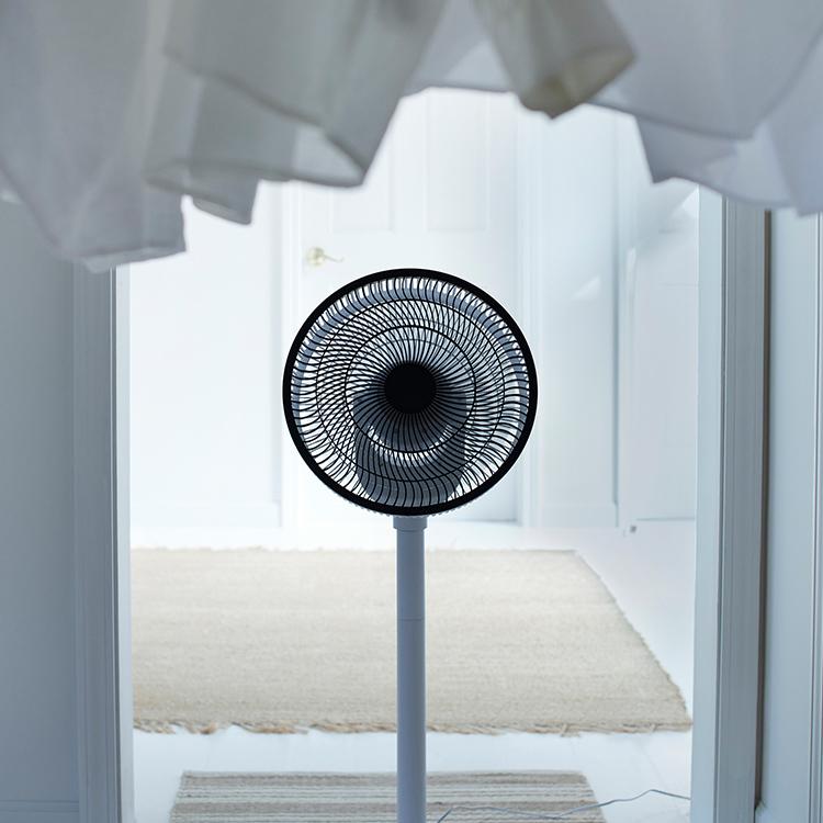 duux (デュクス) リビングファン 静音 扇風機 DXCF31JP(WT) Amazon | 扇風機 サーキュレーター dc dcモーター 3D 送風