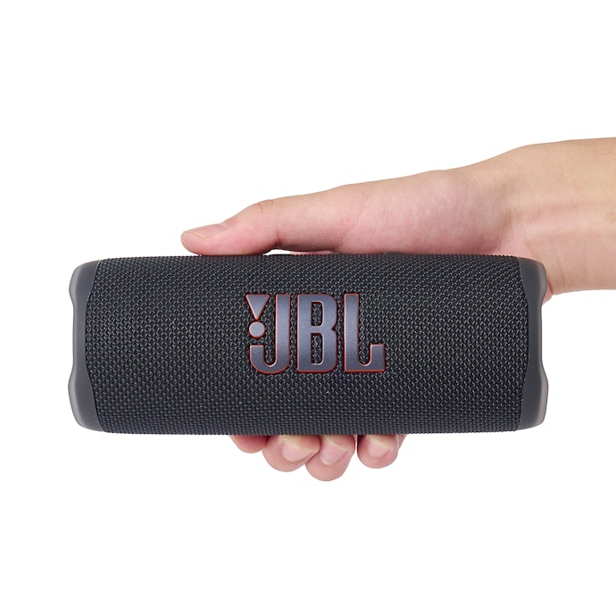 JBL Flip 6をレビュー!クチコミ・評判をもとに徹底検証 | マイベスト JBL Flip 6をレビュー!クチコミ・評判をもとに徹底検証 | マイベスト