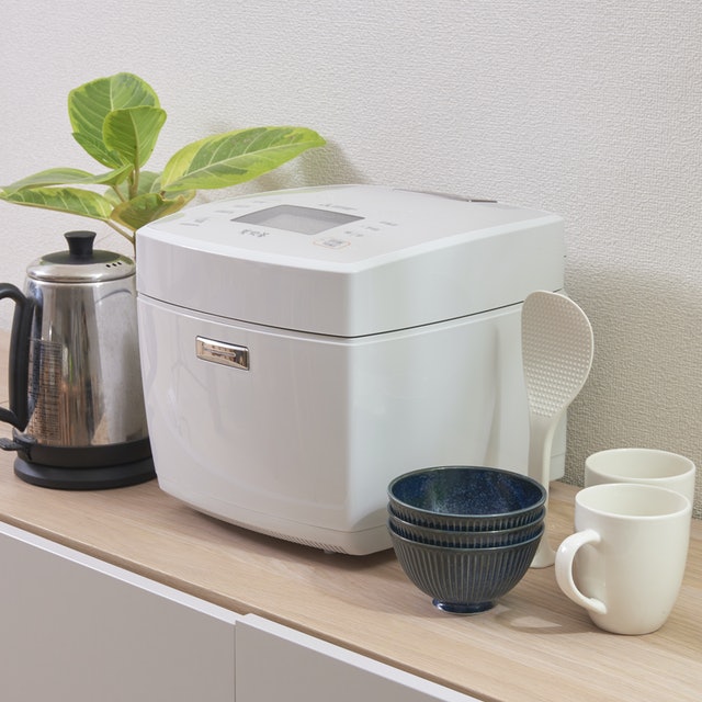 三菱　一升炊き　IH炊飯器 NJ-VED18 2023年製 三菱 一升炊き IH炊飯器 NJ-VED18 2023年製 三菱 一升炊き