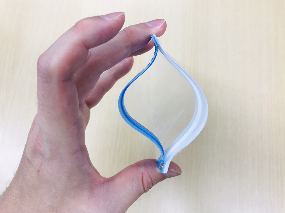 ダイソー スマホ防水ケースを全14商品と比較 口コミや評判を実際に使ってレビューしました Mybest